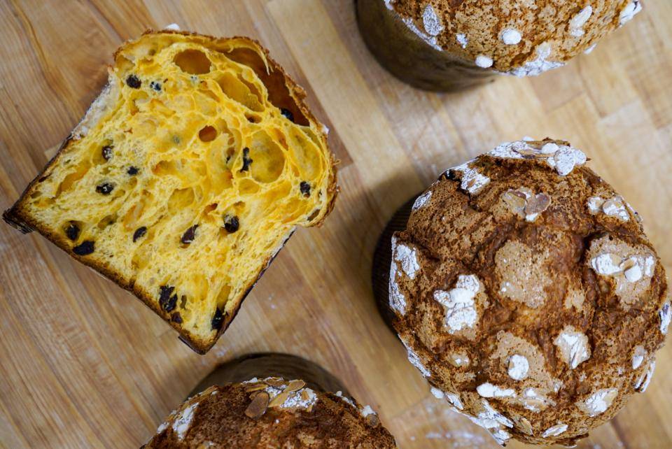 panettone with cross section